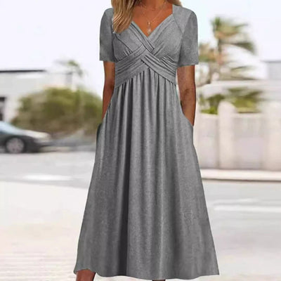 Lottie - Elegant and Flattering Dress
