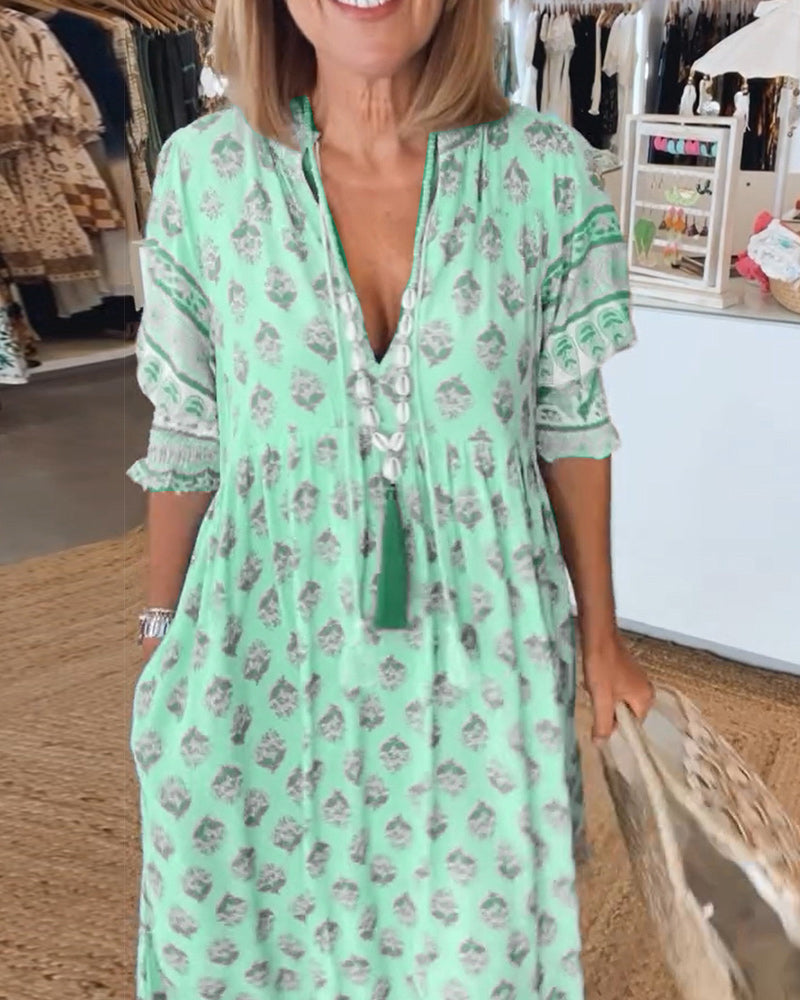 Pippa - Printed V-Neck Half Sleeve Dress