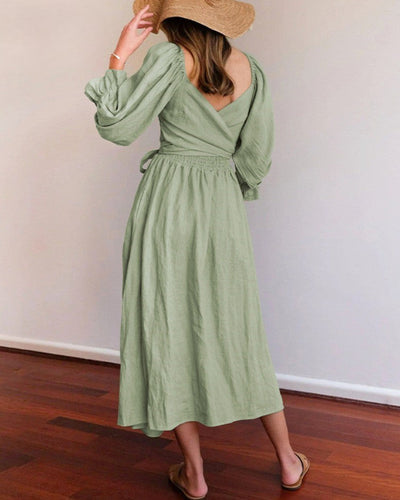 Bente - French Dress with Flared Sleeves