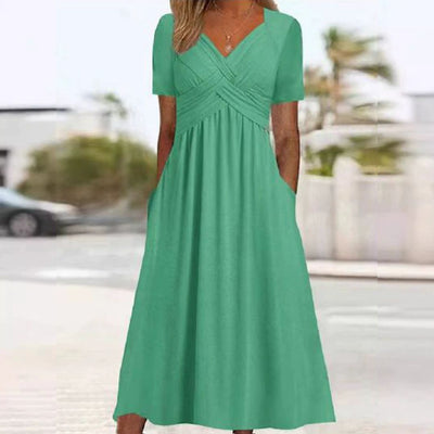 Lottie - Elegant and Flattering Dress