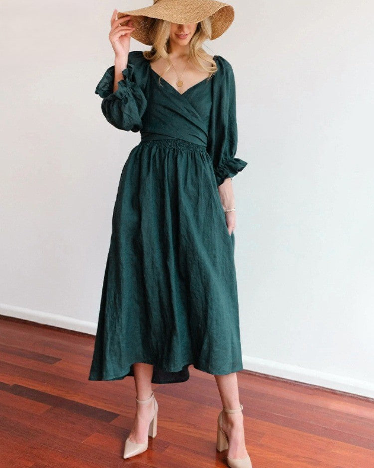 Bente - French Dress with Flared Sleeves