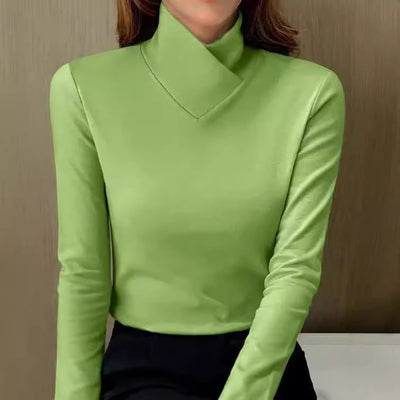 Liora Castelli - Elegant Turtleneck Fit