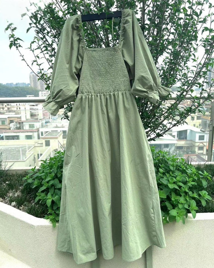 Bente - French Dress with Flared Sleeves