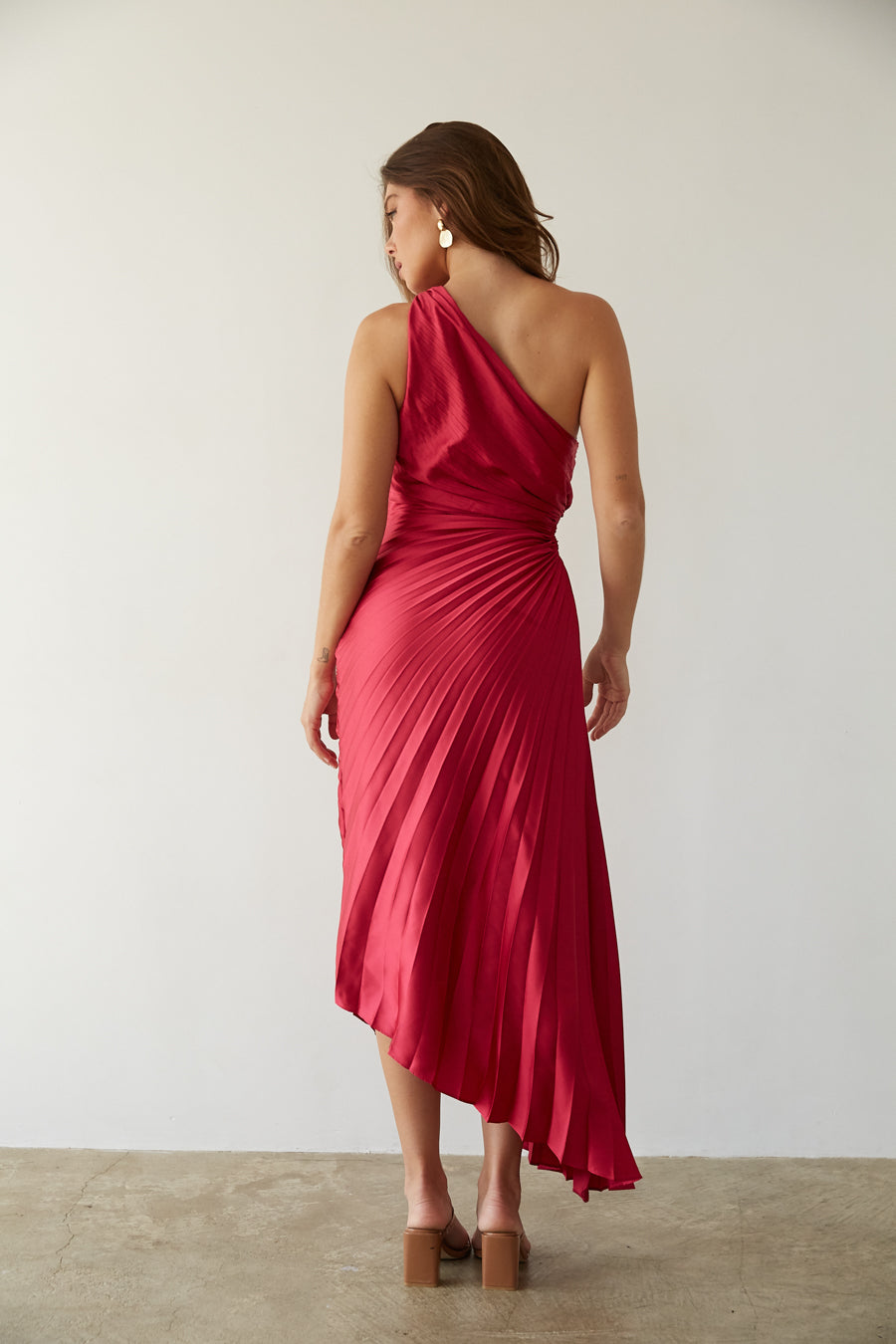 Sylviana™ | One Shoulder Pleated Midi Dress